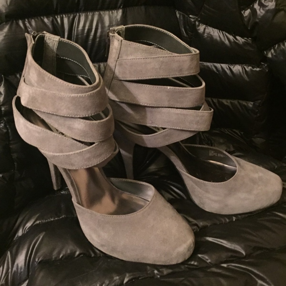 Steve Madden gray stilettos